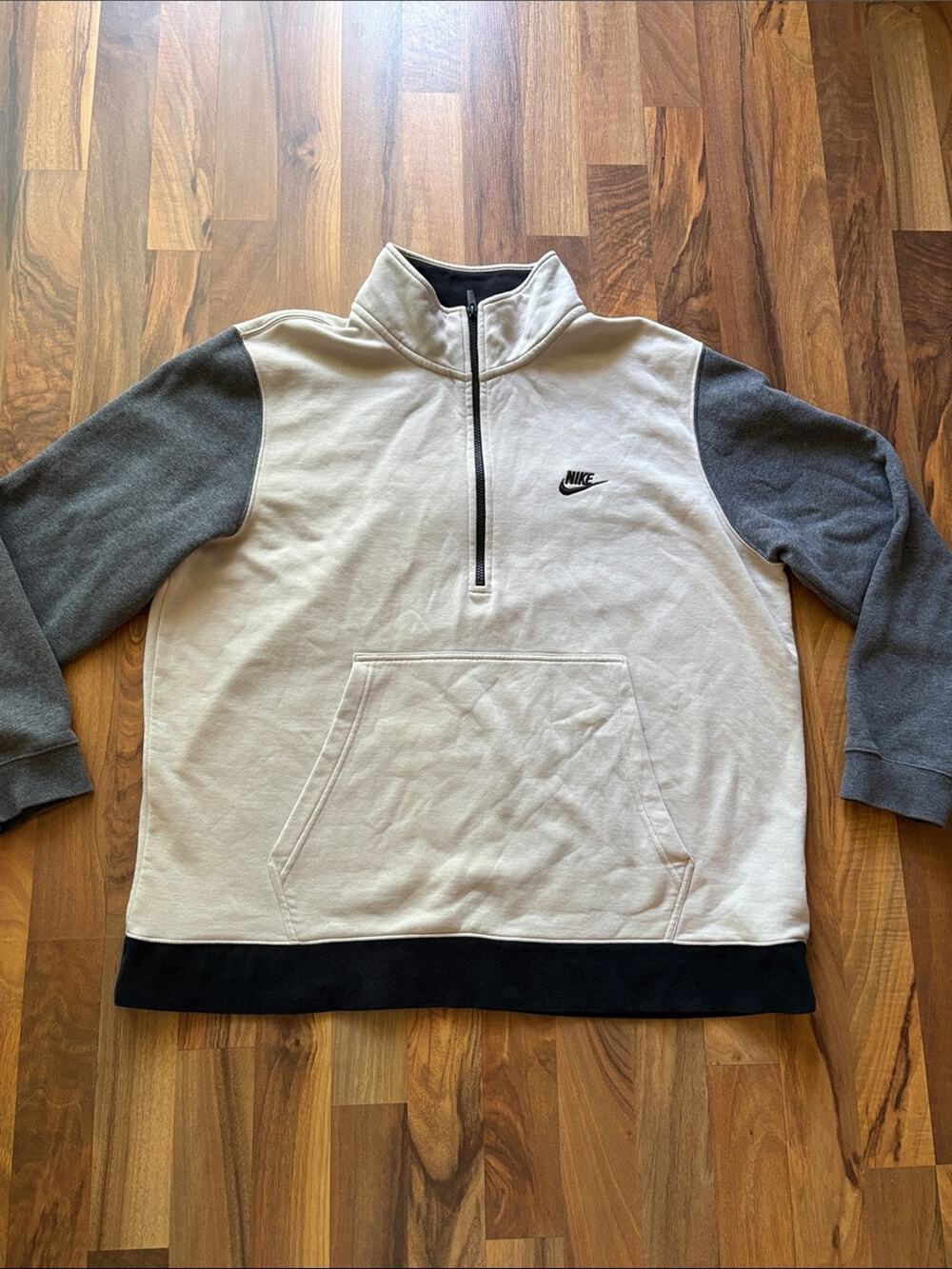 Nike Men’s Cream and Gray Quarter-Zip Pullover with Black Trim Size XXL
